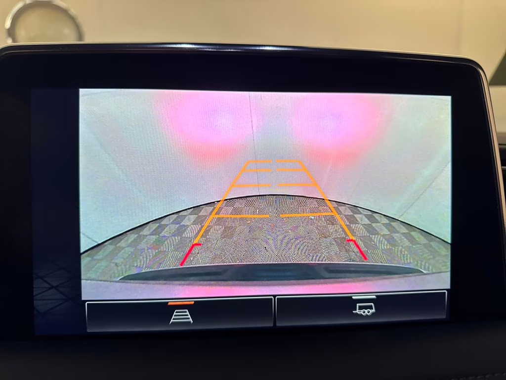 2023 Sterling Metallic GMC Yukon SLE RWD SUV