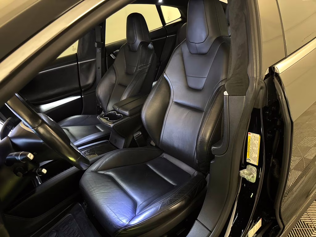2015 Black Tesla Model S 85D AWD Hatchback
