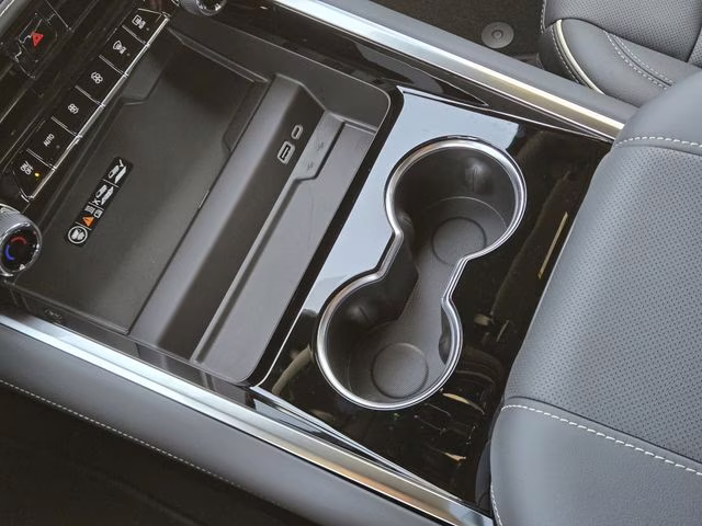 2026 Polar White Tricoat Chevrolet Suburban Premier 4X4 SUV