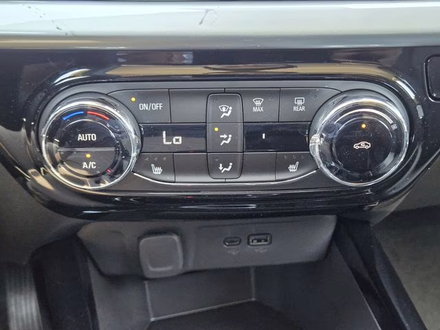 2026 Summit White Chevrolet Trax LT FWD SUV