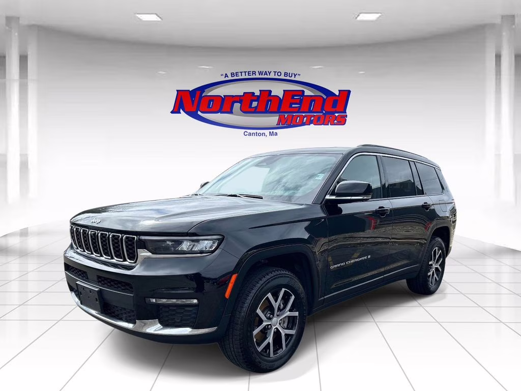 2024 Diamond Black Crystal Pearlcoat Jeep Grand Cherokee L Limited 4X4 SUV