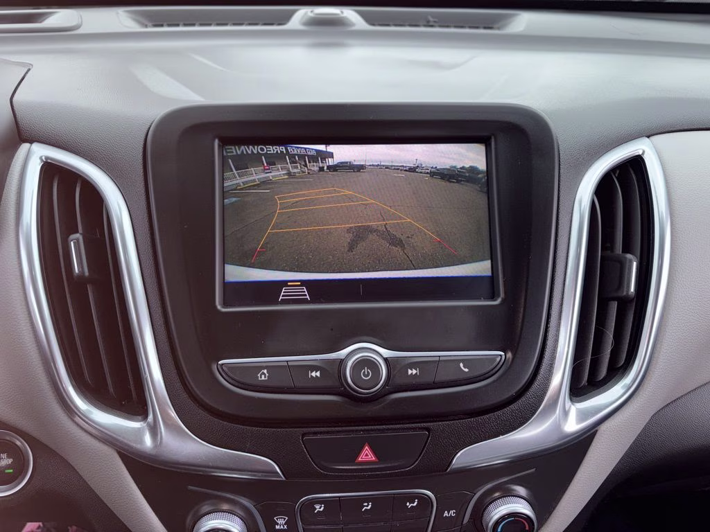 2021 Summit White Chevrolet Equinox LT FWD SUV