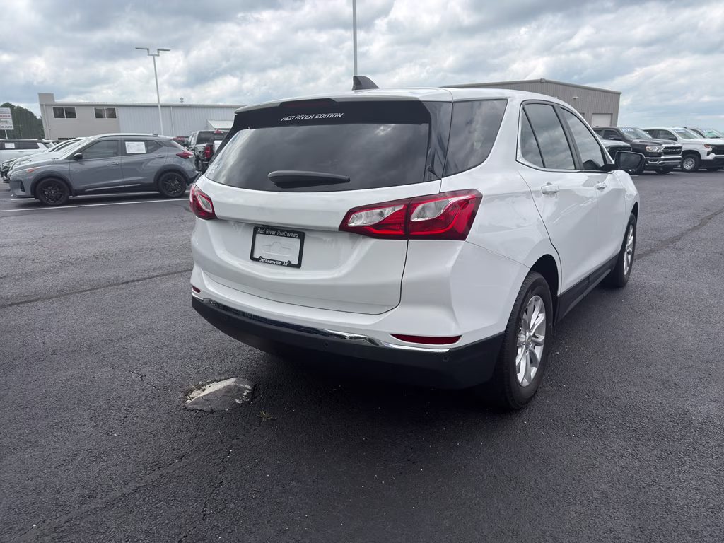 2021 Summit White Chevrolet Equinox LT FWD SUV
