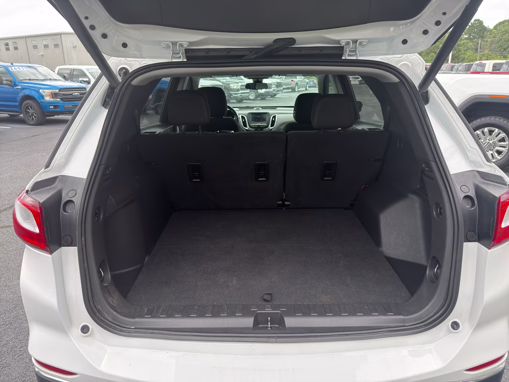 2021 Summit White Chevrolet Equinox LT FWD SUV
