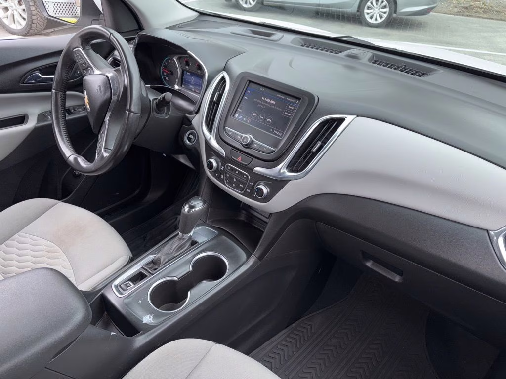 2021 Summit White Chevrolet Equinox LT FWD SUV