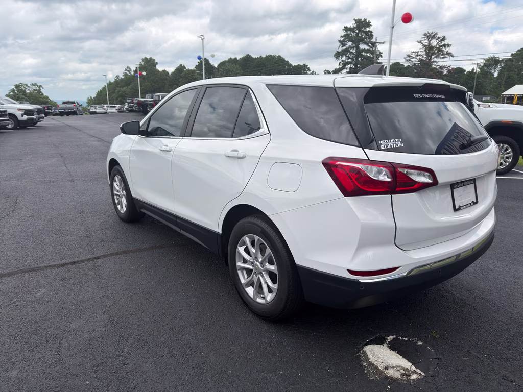 2021 Summit White Chevrolet Equinox LT FWD SUV