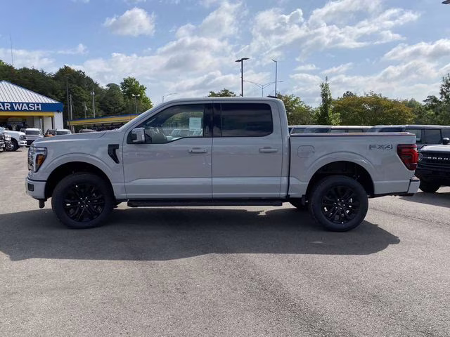2026 Avalanche Ford F-150 Lariat 4X4 Truck