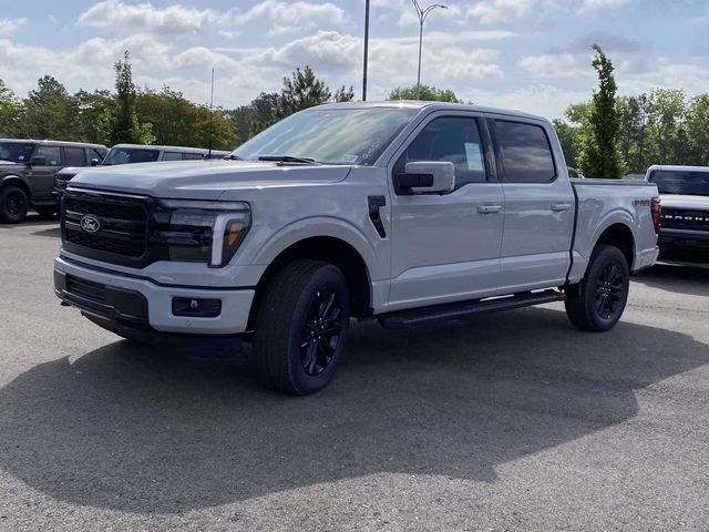 2026 Avalanche Ford F-150 Lariat 4X4 Truck