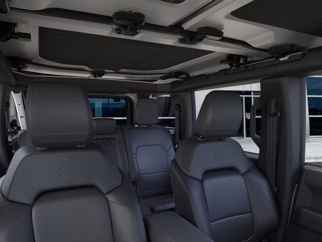 2026 Oxford White Ford Bronco Badlands 4X4 SUV