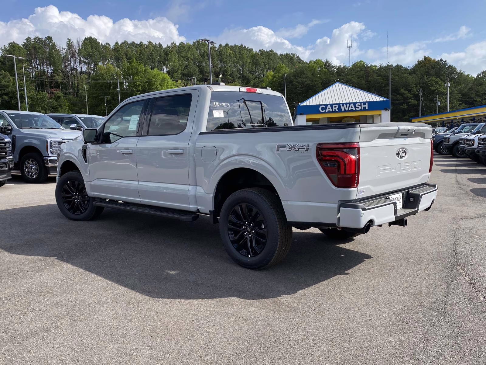 2026 Avalanche Ford F-150 Lariat 4X4 Truck