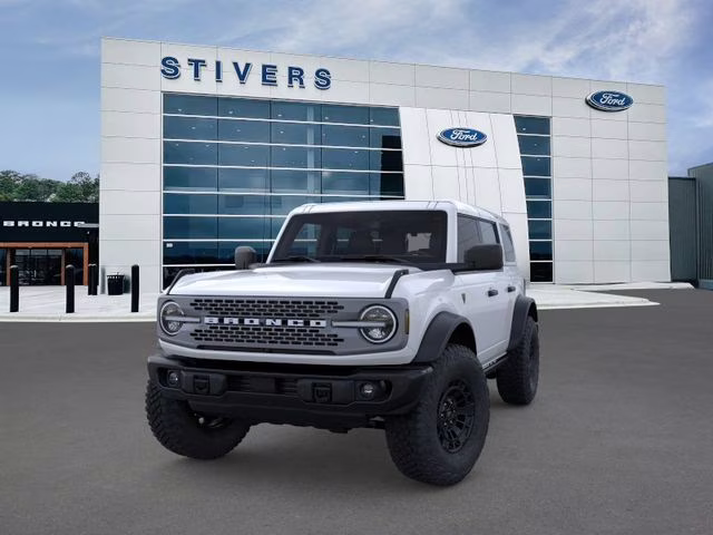 2026 Oxford White Ford Bronco Badlands 4X4 SUV