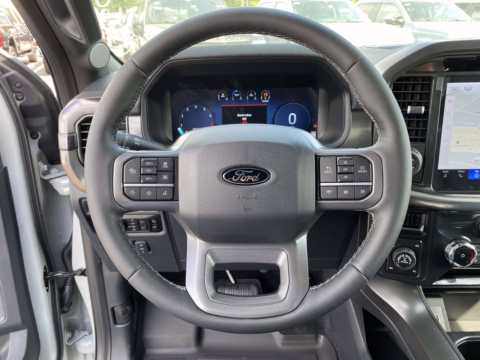 2026 Avalanche Ford F-150 Lariat 4X4 Truck