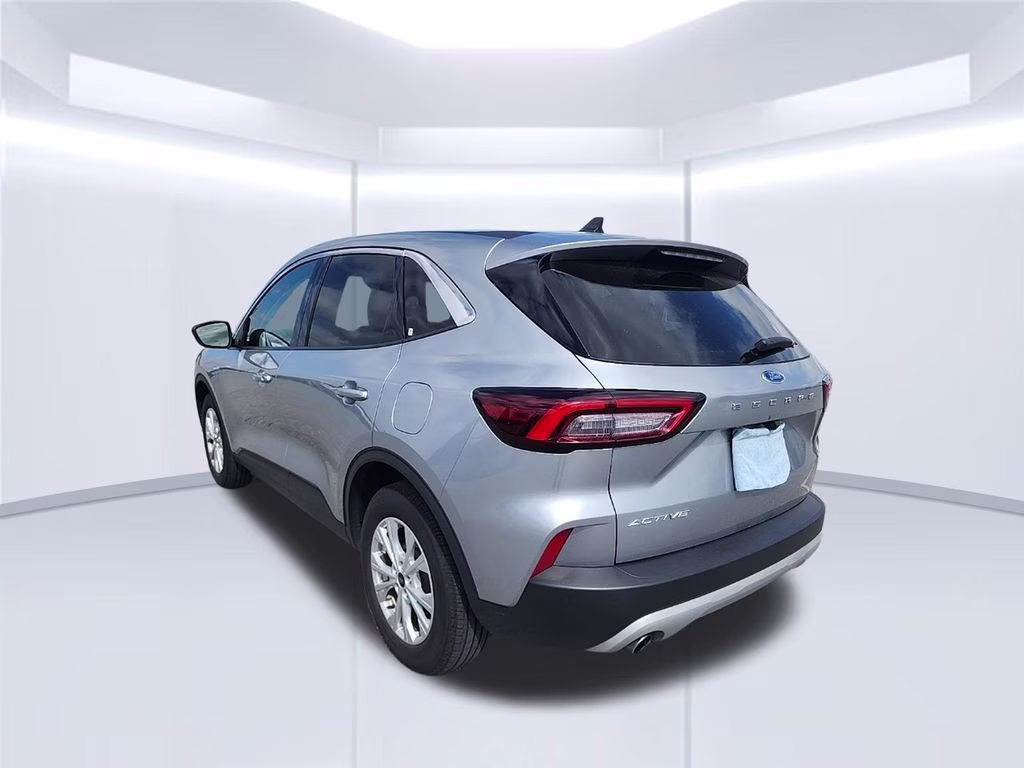 2024 Iconic Silver Metallic Ford Escape Active FWD SUV