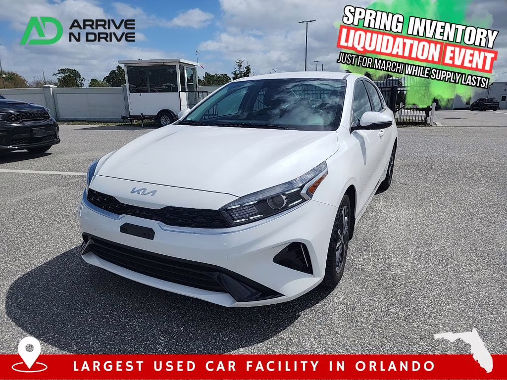 2024 Clear White Kia Forte LXS FWD Sedan