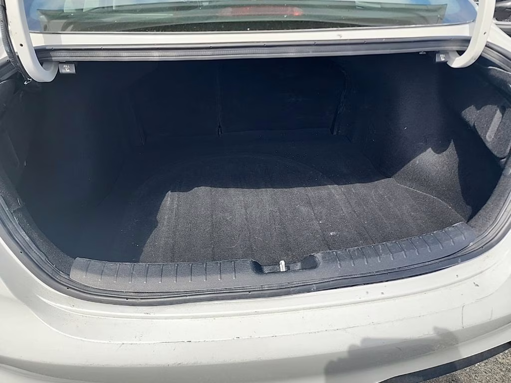 2024 Clear White Kia Forte LXS FWD Sedan