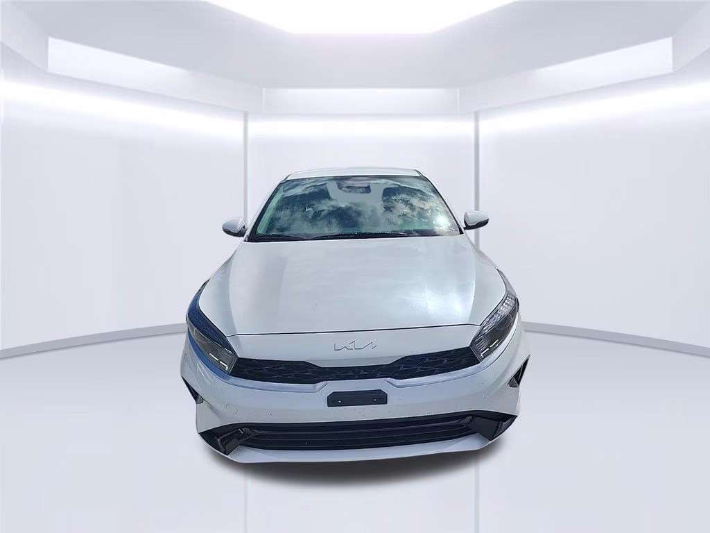 2024 Clear White Kia Forte LXS FWD Sedan