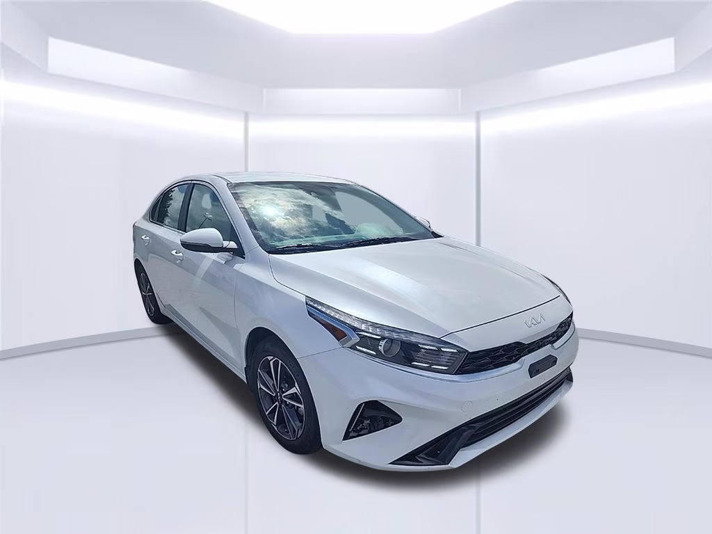 2024 Clear White Kia Forte LXS FWD Sedan