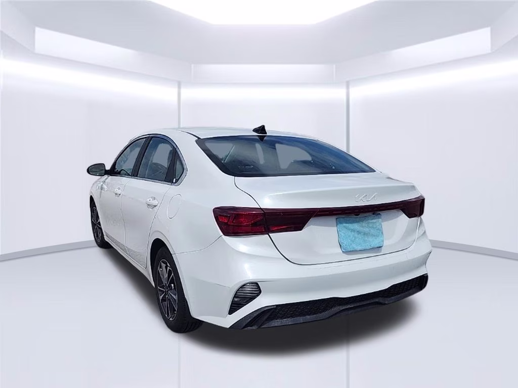 2024 Clear White Kia Forte LXS FWD Sedan