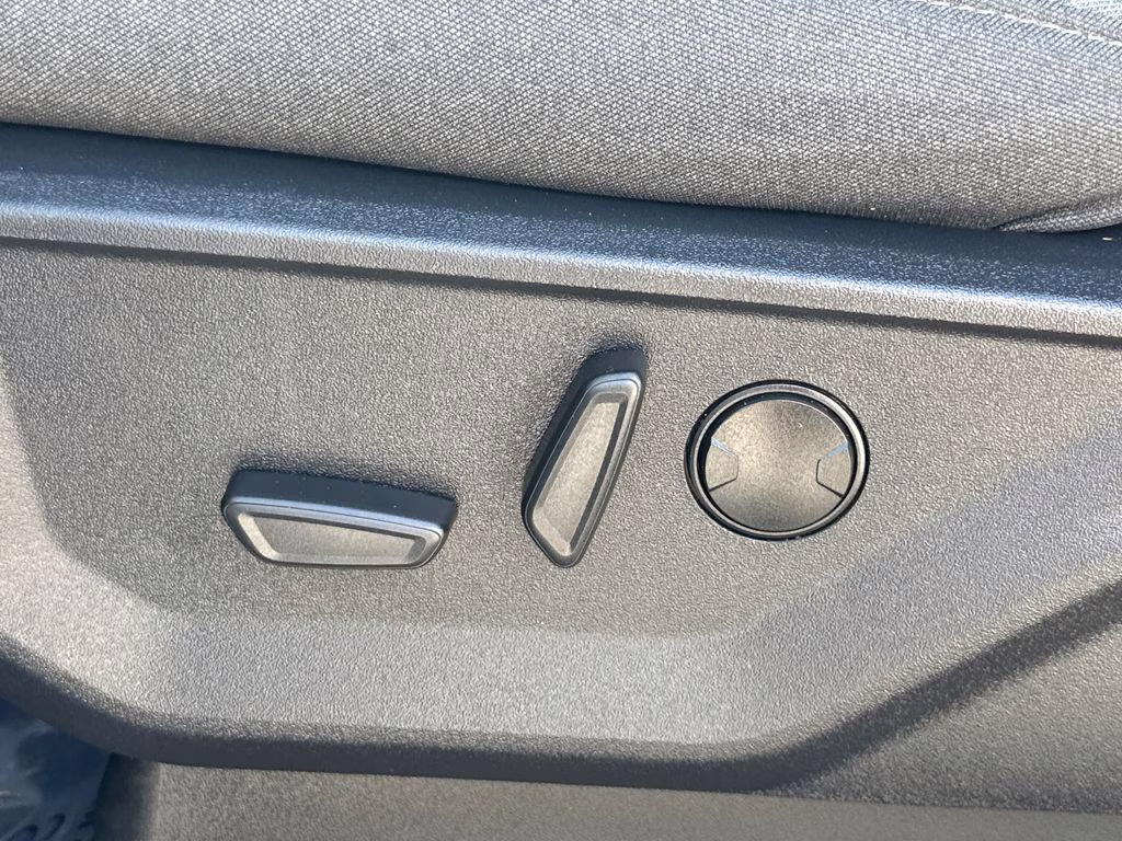 2024 Agate Black Metallic Ford F-150 XLT 4X4 Truck