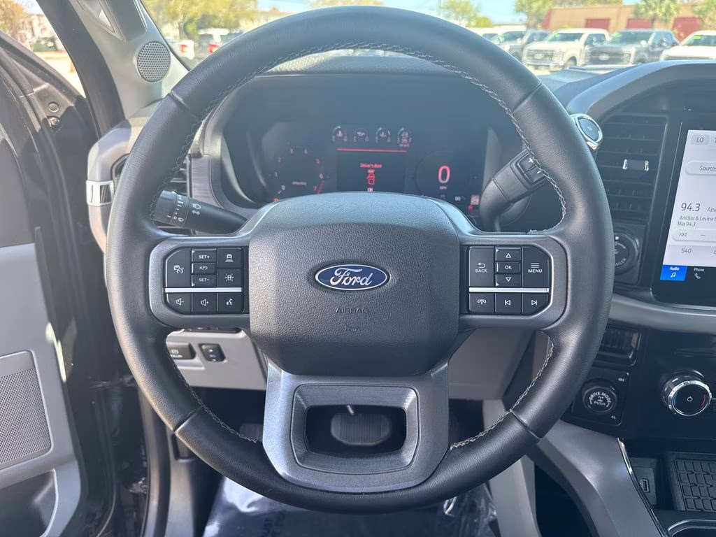 2024 Agate Black Metallic Ford F-150 XLT 4X4 Truck