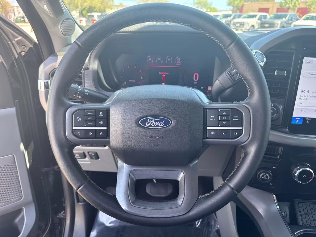 2024 Agate Black Metallic Ford F-150 XLT 4X4 Truck