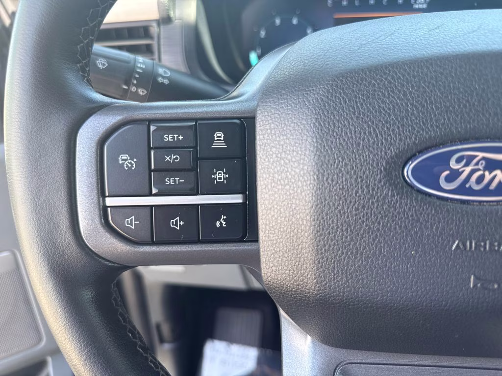 2024 Agate Black Metallic Ford F-150 XLT 4X4 Truck