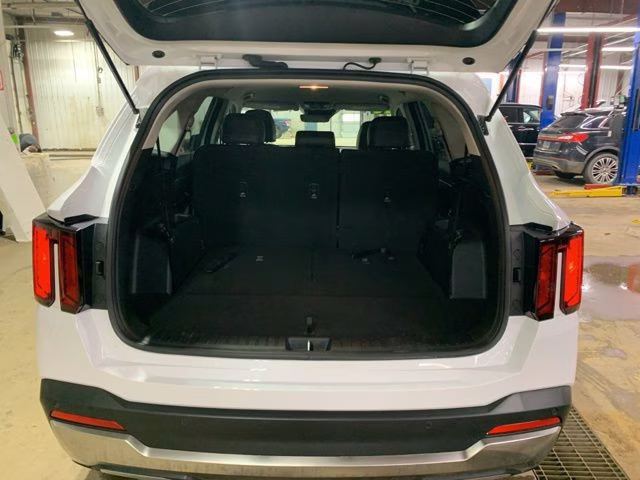 2026 Glacial White Pearl Kia Sorento S AWD SUV