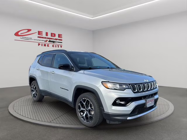 2025 Silver Zynith Metallic Clearcoat Jeep Compass Limited 4X4 SUV