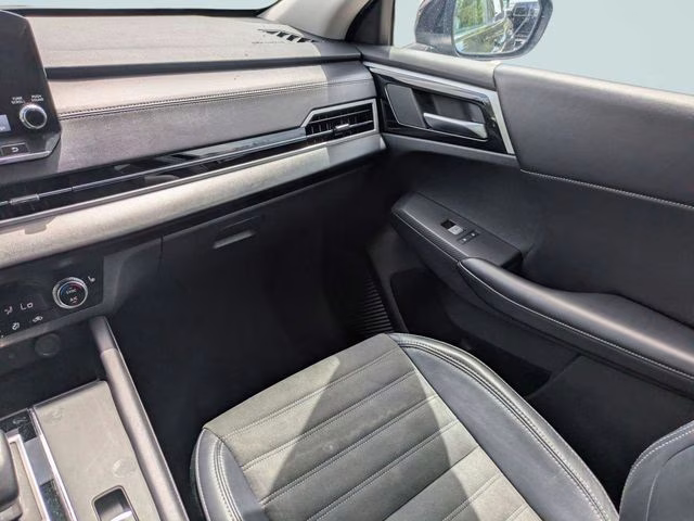 2024 Gray Mitsubishi Outlander SE FWD SUV