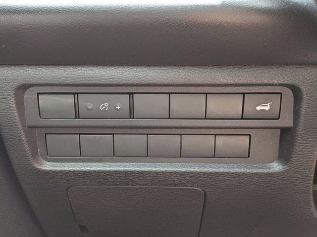 2024 Gray Mitsubishi Outlander SE FWD SUV