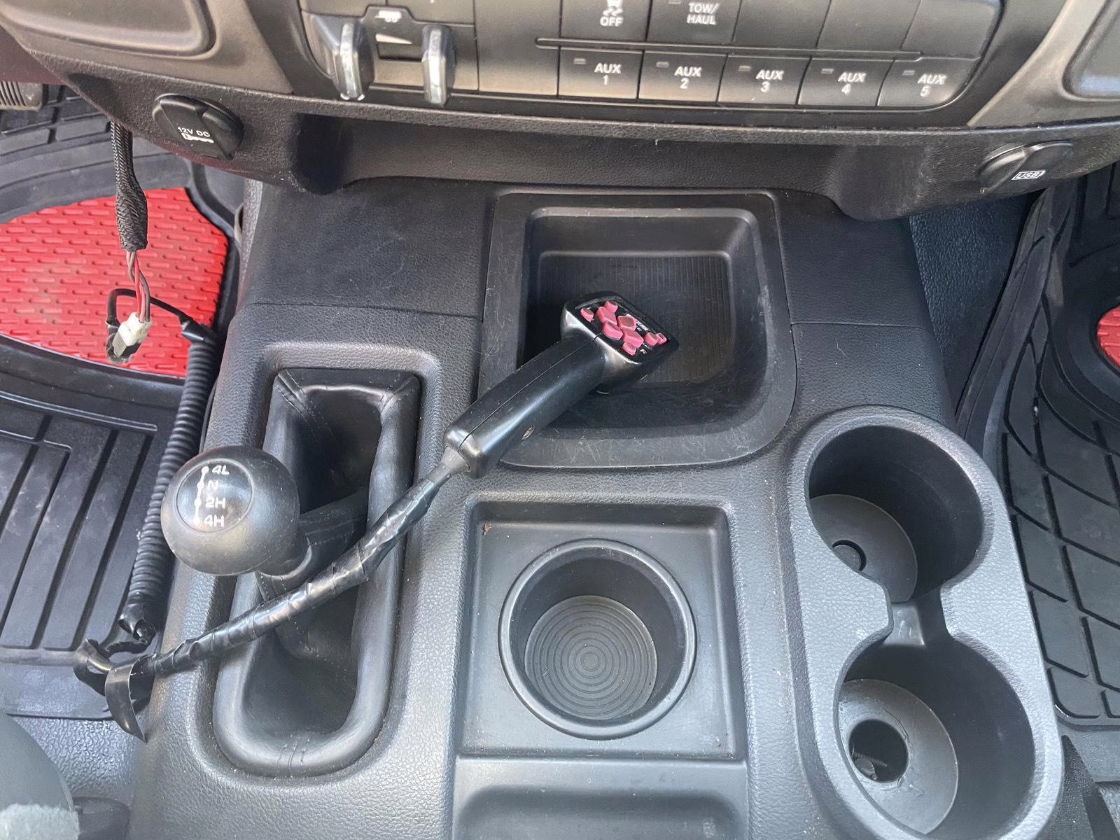 2015 Bright White Clearcoat Ram 3500 Tradesman 4X4 Truck