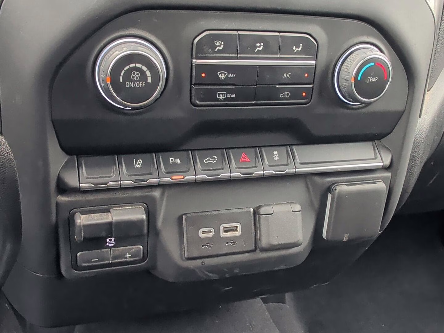 2024 Summit White Chevrolet Silverado 3500HD Work Truck 4X4 Truck