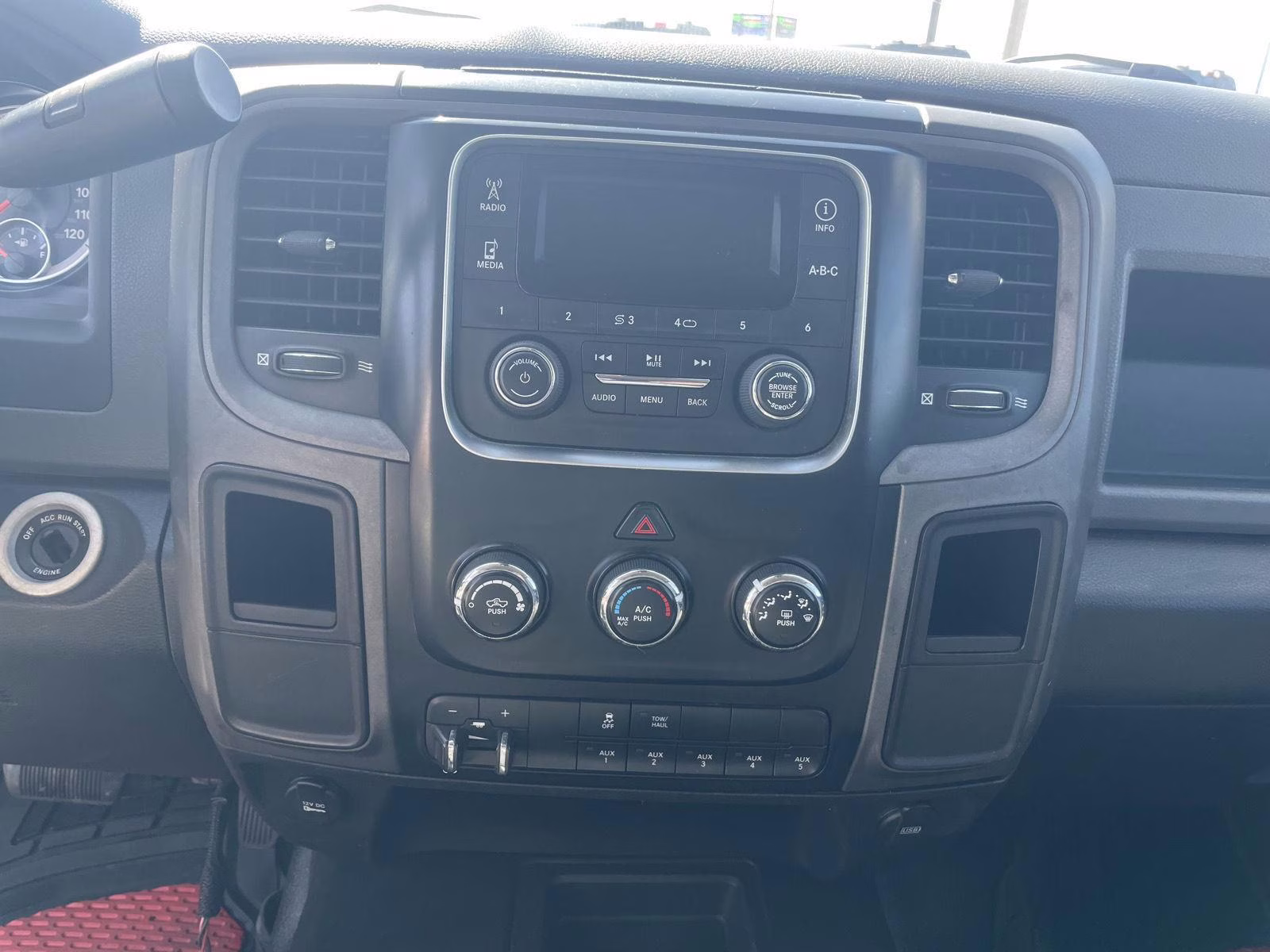 2015 Bright White Clearcoat Ram 3500 Tradesman 4X4 Truck