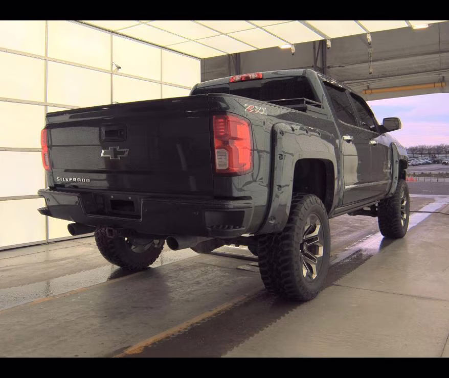 2017 Graphite Metallic Chevrolet Silverado 1500 LTZ 4X4 Truck
