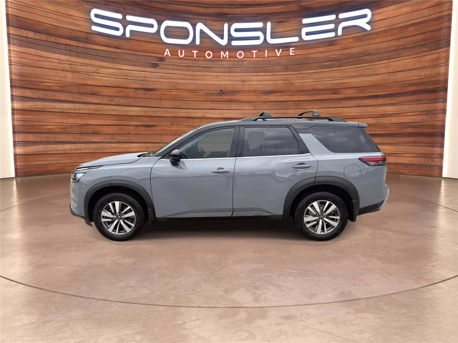 2024 Solid Gray/Super Black Nissan Pathfinder SL 4X4 SUV