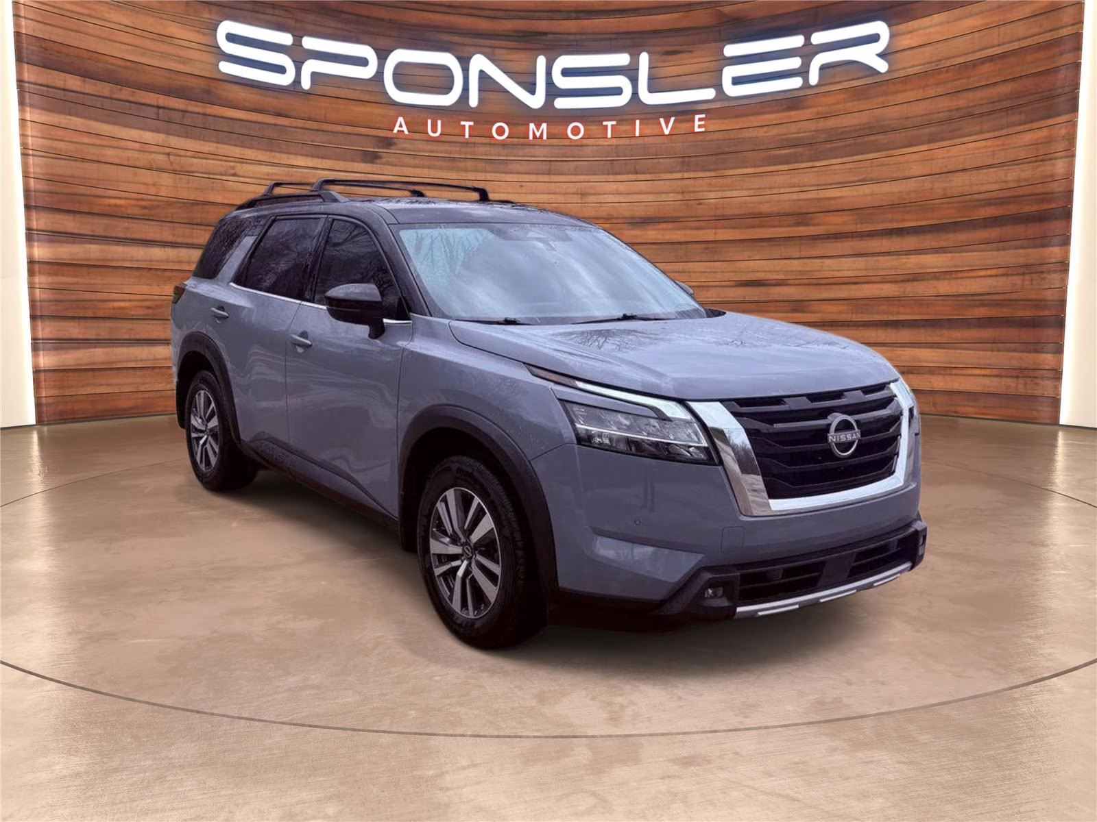 2024 Solid Gray/Super Black Nissan Pathfinder SL 4X4 SUV