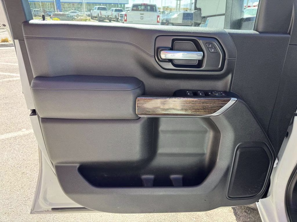 2023 White GMC Sierra 3500HD SLE 4X4 Truck