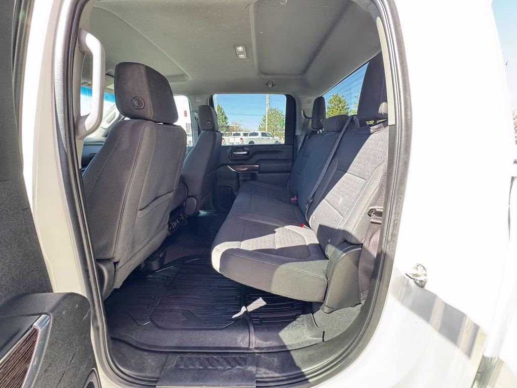 2023 White GMC Sierra 3500HD SLE 4X4 Truck