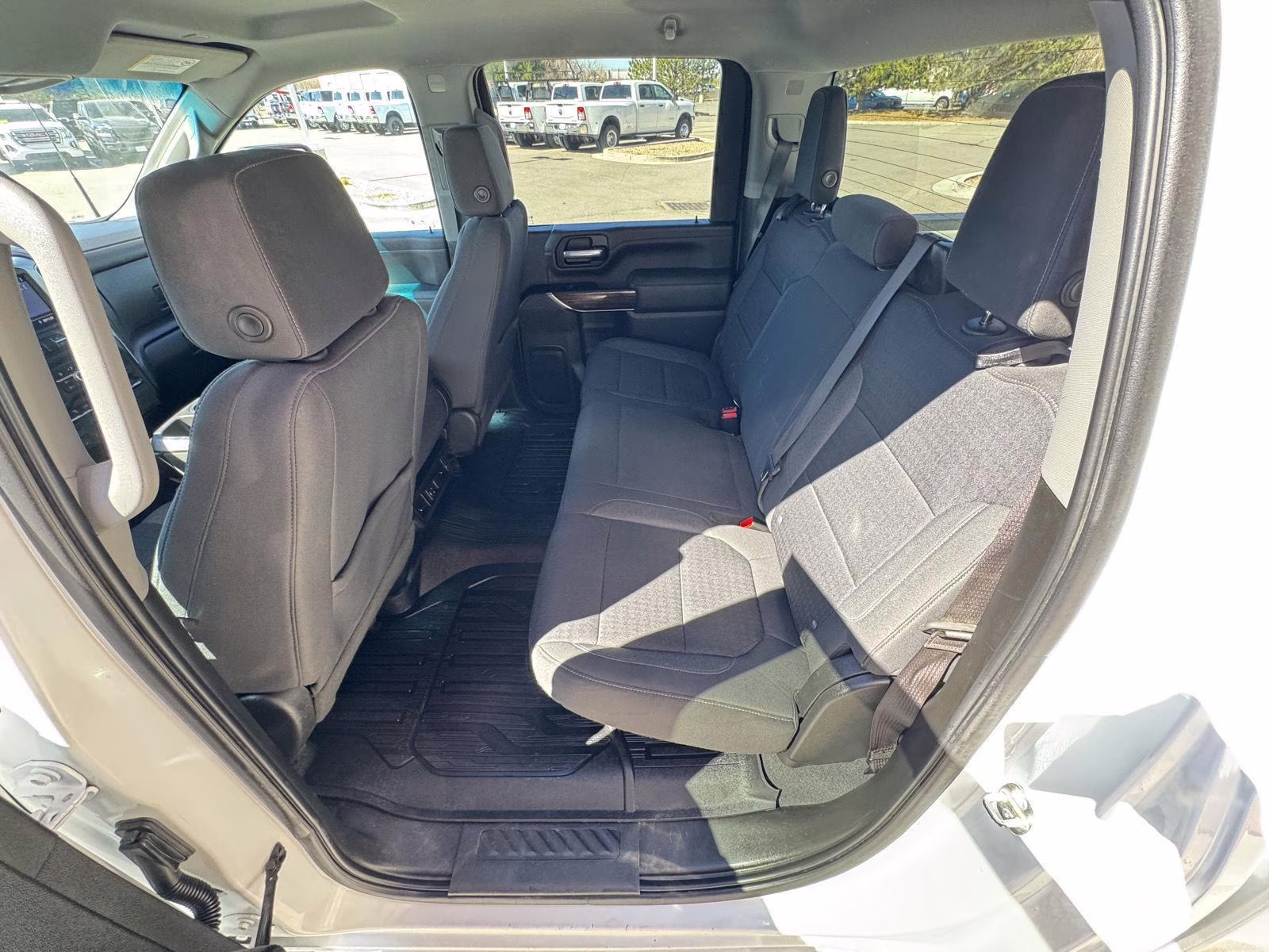 2023 WHITE GMC Sierra 3500HD SLE 4X4 Truck