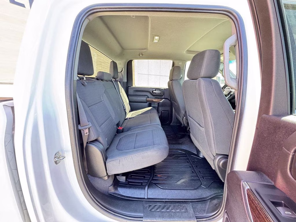 2023 White GMC Sierra 3500HD SLE 4X4 Truck