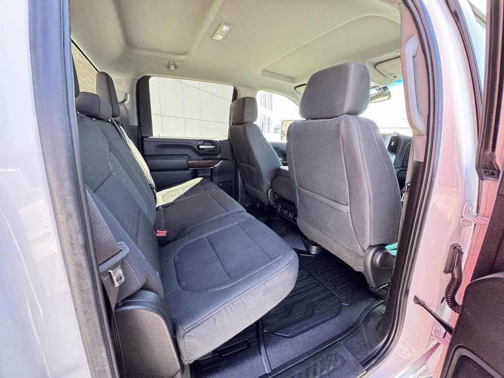 2023 White GMC Sierra 3500HD SLE 4X4 Truck