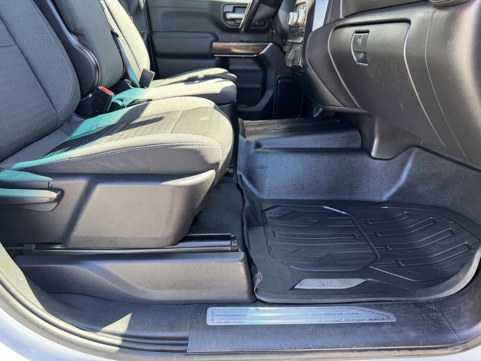 2023 WHITE GMC Sierra 3500HD SLE 4X4 Truck