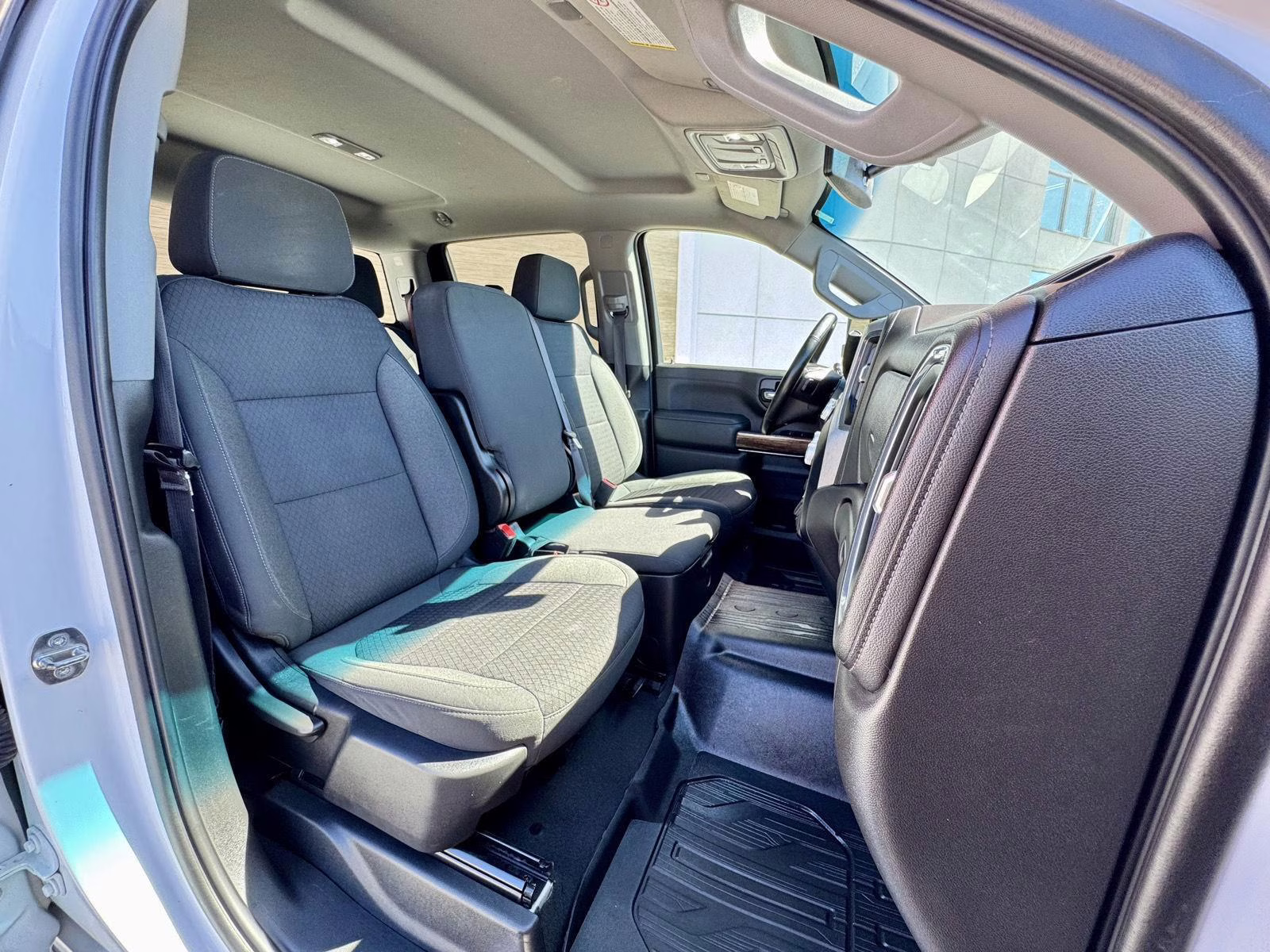 2023 WHITE GMC Sierra 3500HD SLE 4X4 Truck