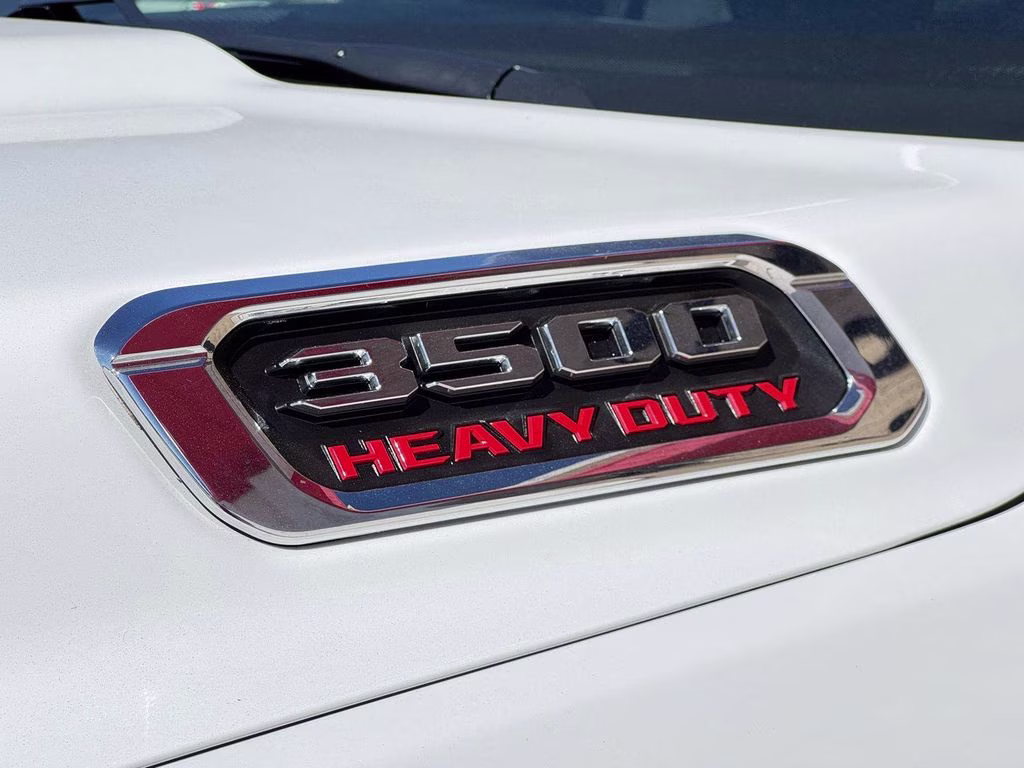 2022 Bright White Clearcoat Ram 3500 Big Horn 4X4 Truck