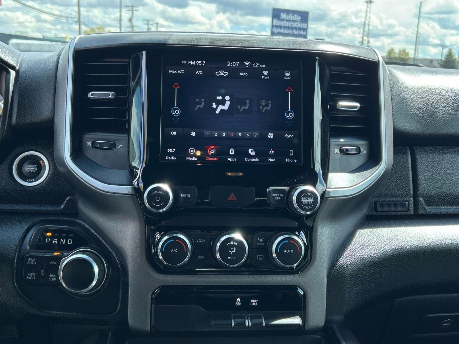 2019 Billet Silver Metallic Clearcoat Ram 1500 Big Horn/Lone Star 4X4 Truck