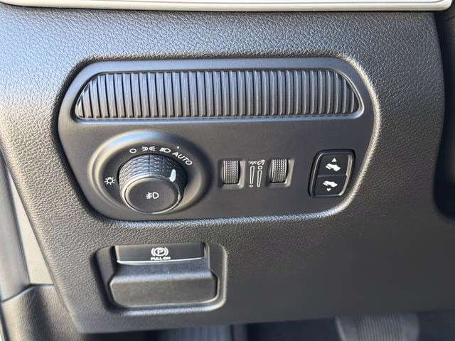 2024 Silver Zynith Jeep Wagoneer L Series II RWD SUV