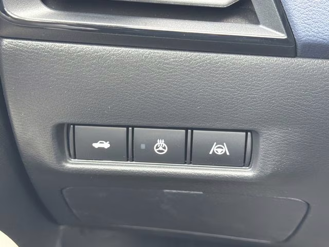 2026 Aspen White Tricoat Nissan Sentra SL FWD Sedan