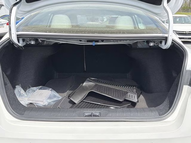 2026 Aspen White Tricoat Nissan Sentra SL FWD Sedan