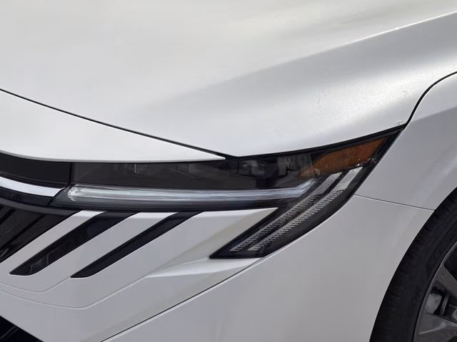 2026 Aspen White Tricoat Nissan Sentra SL FWD Sedan
