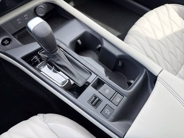 2026 Aspen White Tricoat Nissan Sentra SL FWD Sedan